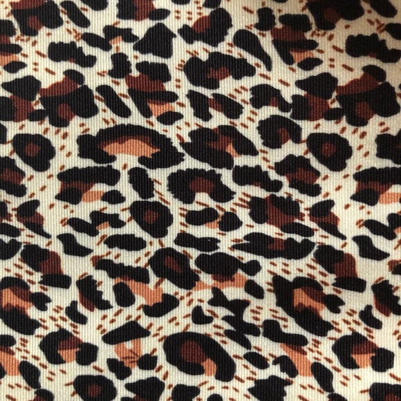 Leopard Print Athletic Shorts | SHEIN - Picture 2 of 5